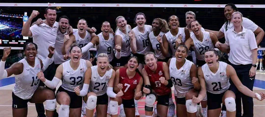 C罗在DWG比赛中出色发挥，大比分获胜引发热议！