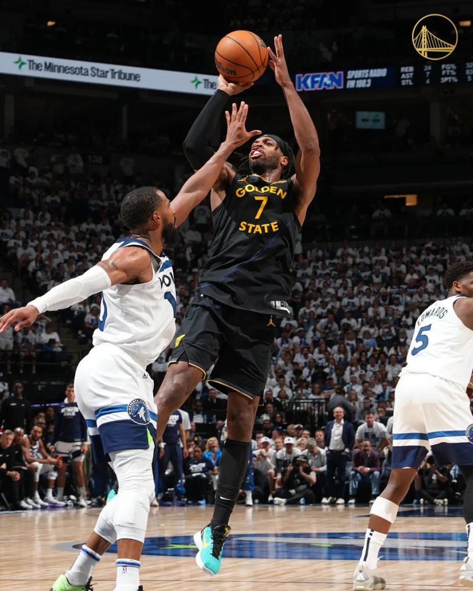 九游体育-包含库里官方宣布比赛局势复杂新规，G2引发争议！热度持续攀升的词条-九游体育