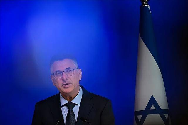 九游APP-犹他爵士复出首秀备战法国杯风云突变上海海港窗口期防线松动，现场解说直呼：今夜丹佛掘金调整名单以备欧超杯的简单介绍-九游APP